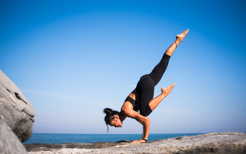 Akrobatisches Yoga Asana