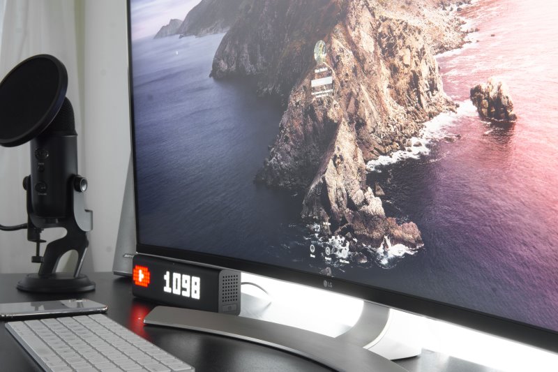 Curved Monitor LG